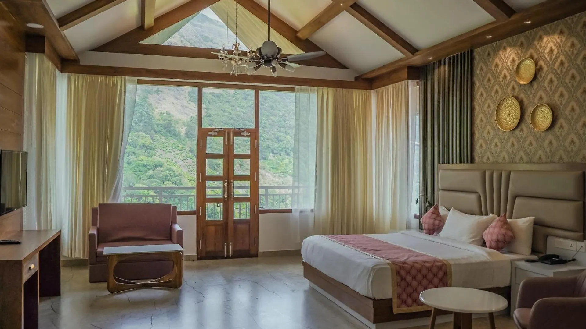 Hotel The Teatree Munnar Suryanelli