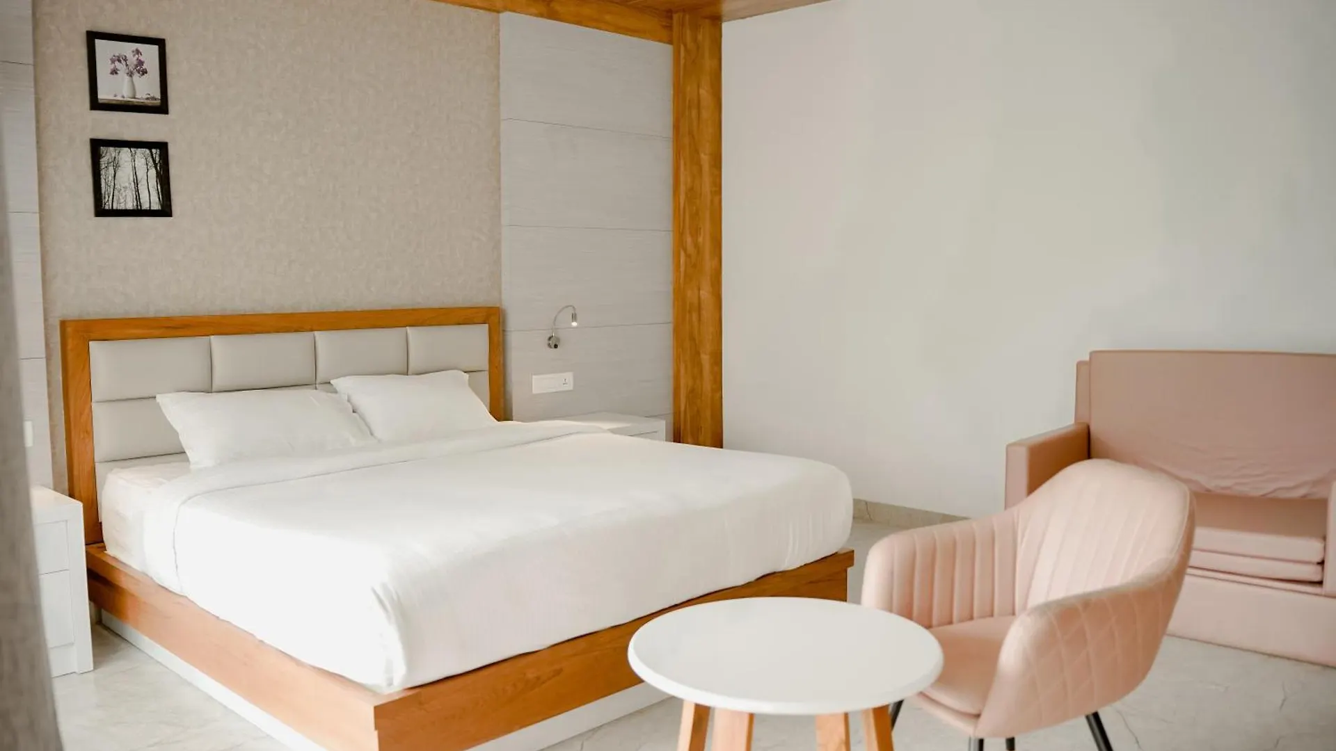 Hotel The Teatree Munnar Suryanelli Indie