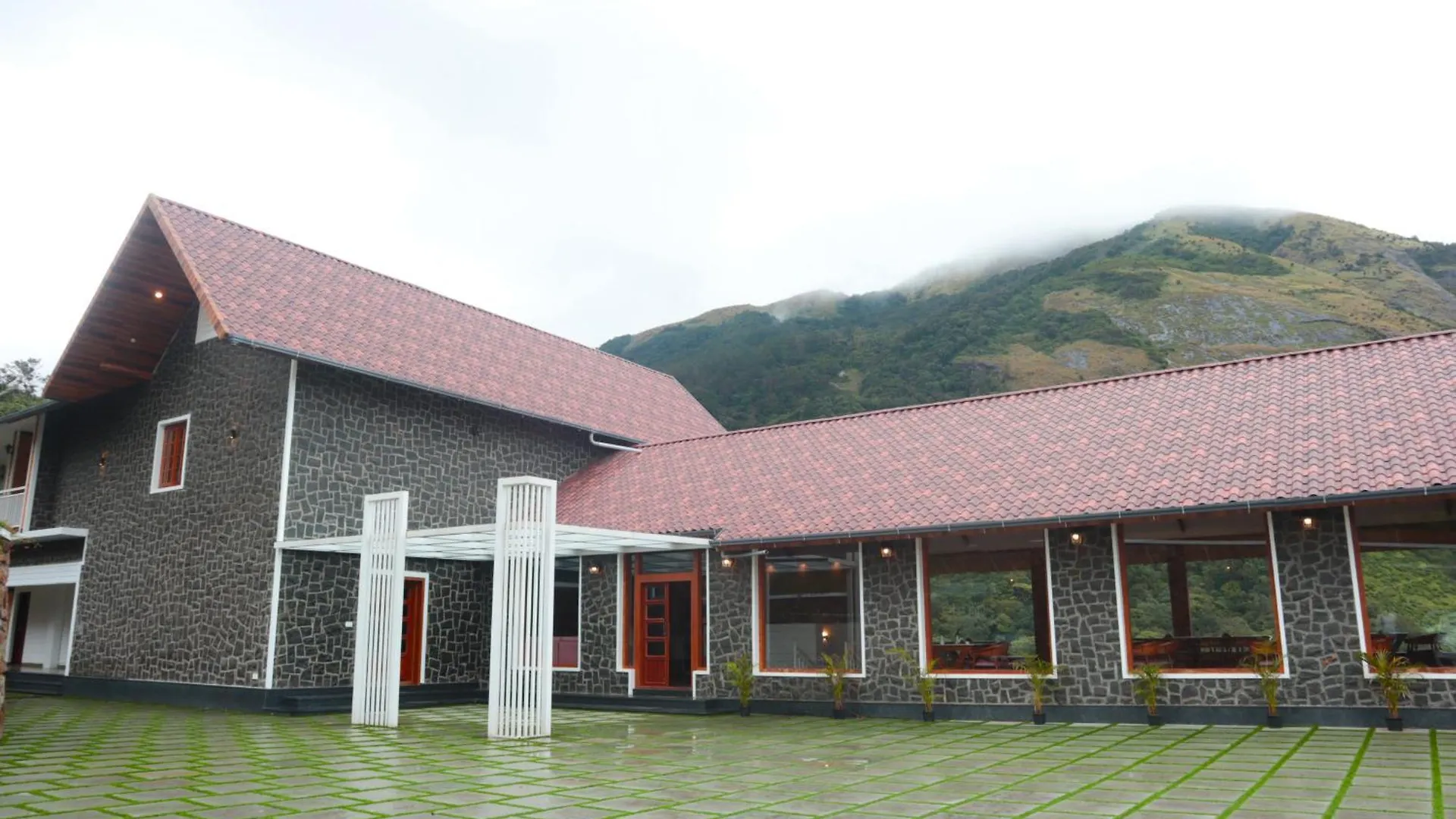 The Teatree Munnar Hotel Suryanelli